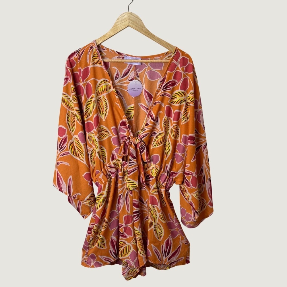Wisteria Lane Romper Orange Tropical Floral Tie Front Boho Coastal Summer M NWT